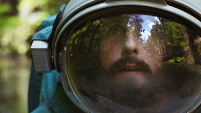 Adam Sandler : Spaceman, le film Netflix n°1, déçoit le public
