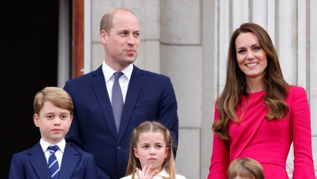 Kate Middleton s’excuse pour la retouche photo de sa famille : explications