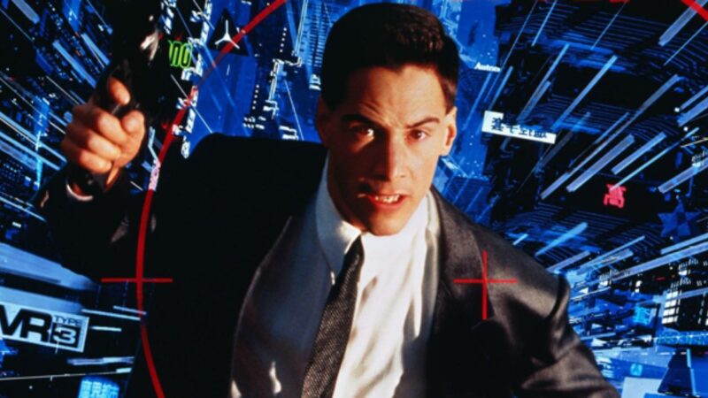 Comparaison entre Johnny Mnemonic et la version d’Apple TV+ de Neuromancer