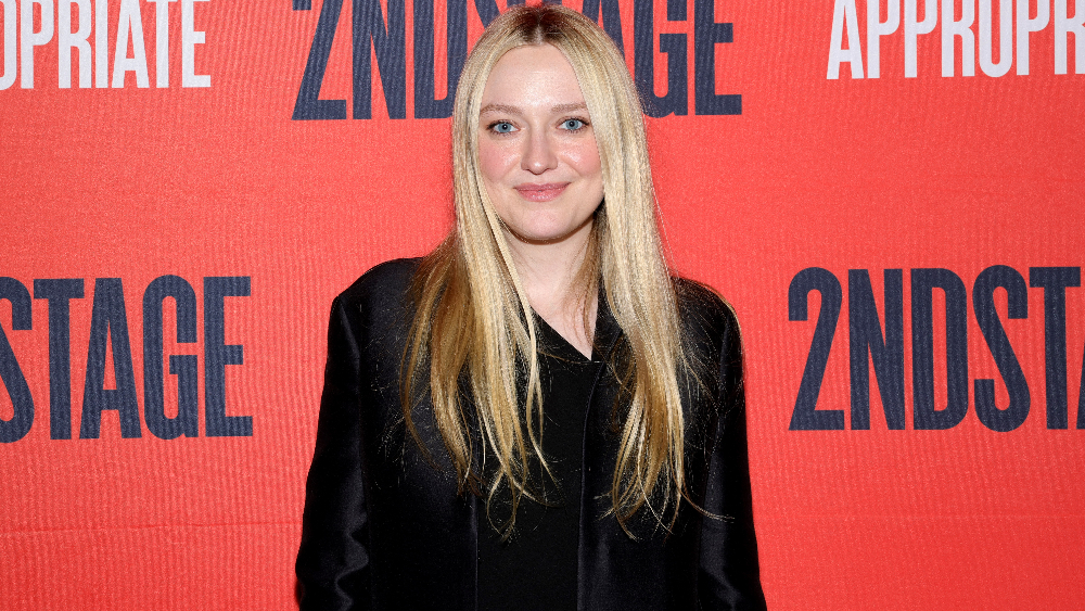 Dakota Fanning dans un film d’horreur “Vicious” chez Paramount