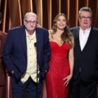 Jesse Tyler Ferguson Explains SAG Awards Modern Family Reunion