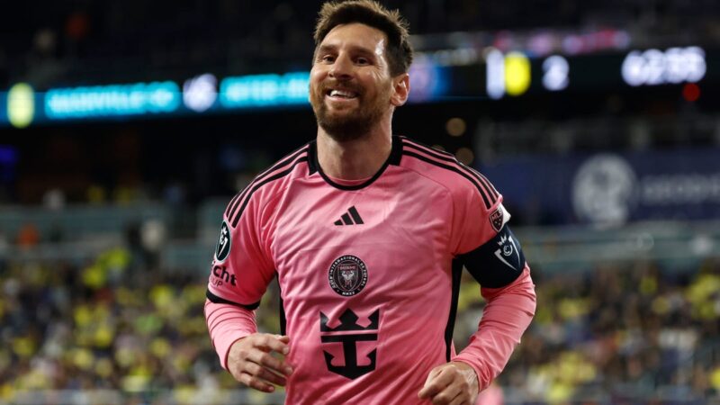 Lionel Messi : Pourquoi ce footballeur domine les réseaux sociaux