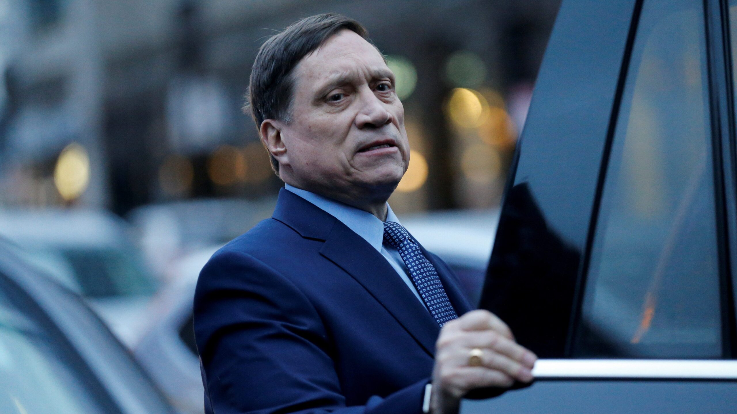 Père innocent d’un célèbre scandale d’admission poursuit Netflix: calomnie ou vérité?