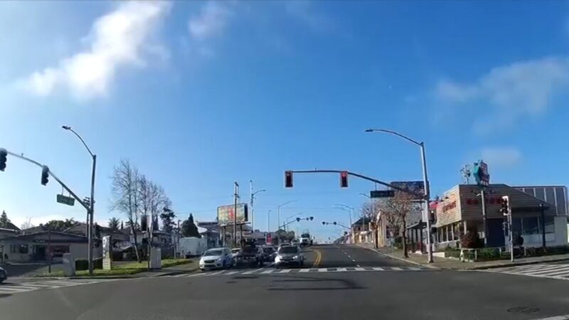 Caroline de Vallejo dans une vidéo choquante de carjacking:suspects en fuite