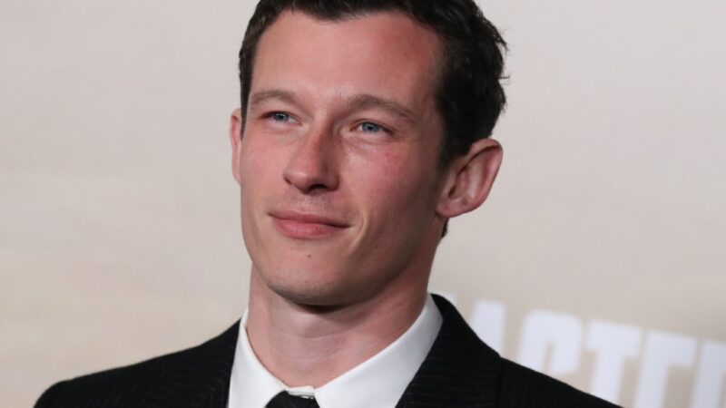 Callum Turner rejoint la série “Neuromancer” basée sur le roman de William Gibson