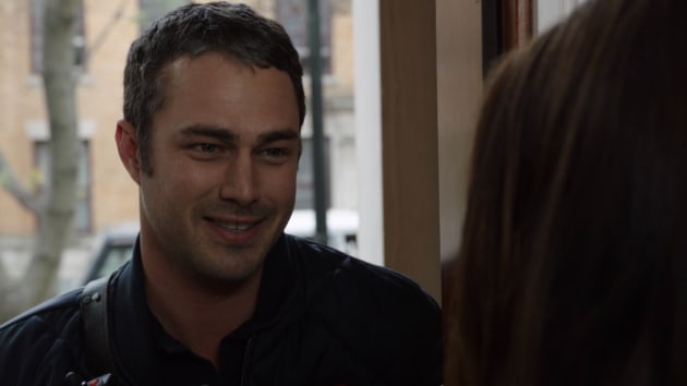 Chicago Fire, la série qui allie drame et nostalgie.