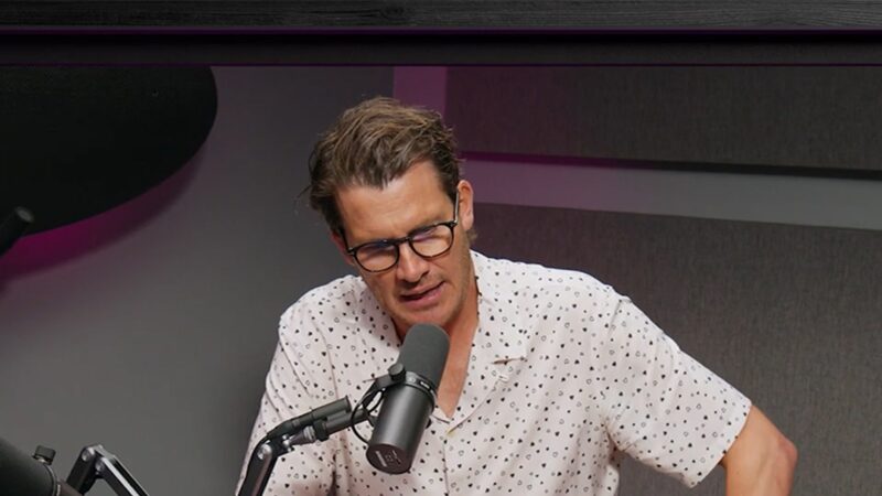 Daniel Tosh affirme que Kylie Jenner est enceinte de Timothée Chalamet. Info ou intox ?