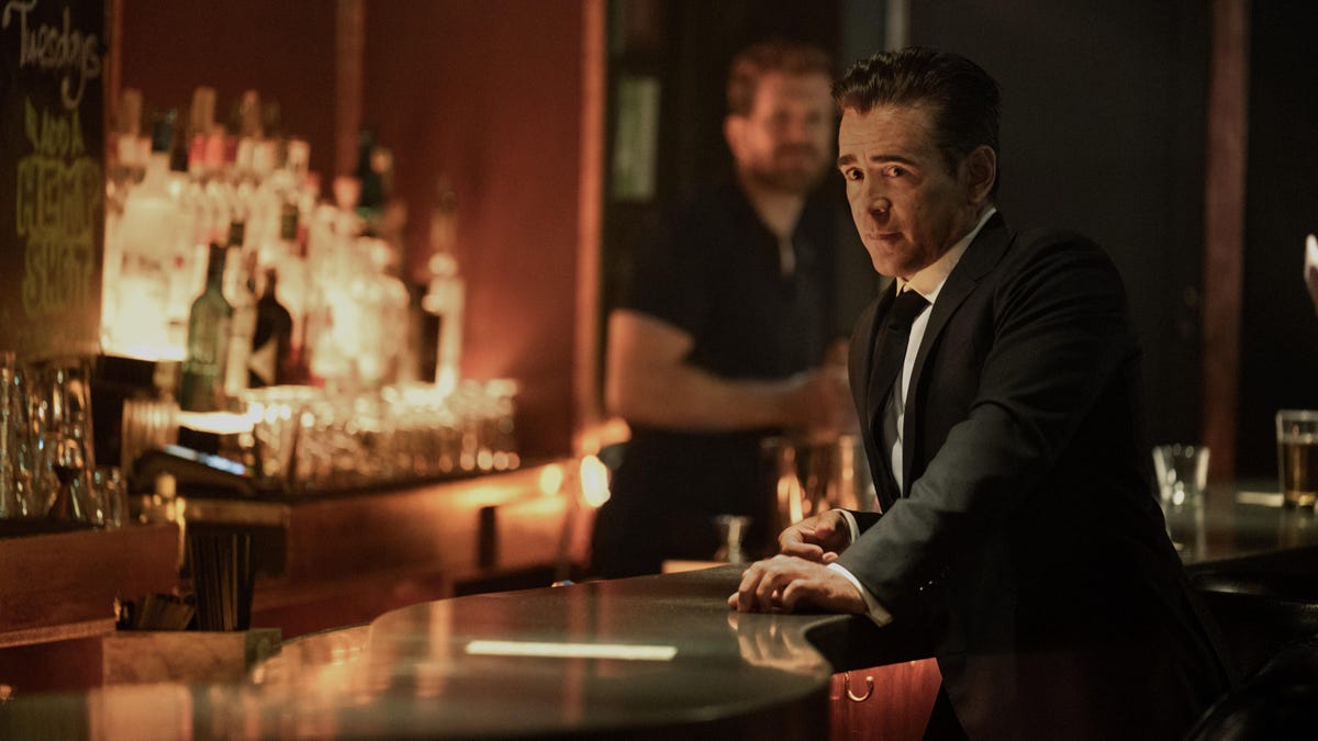 La nouvelle série “Sugar” avec Colin Farrell : un concentré de style néo-noir et de mystère.
