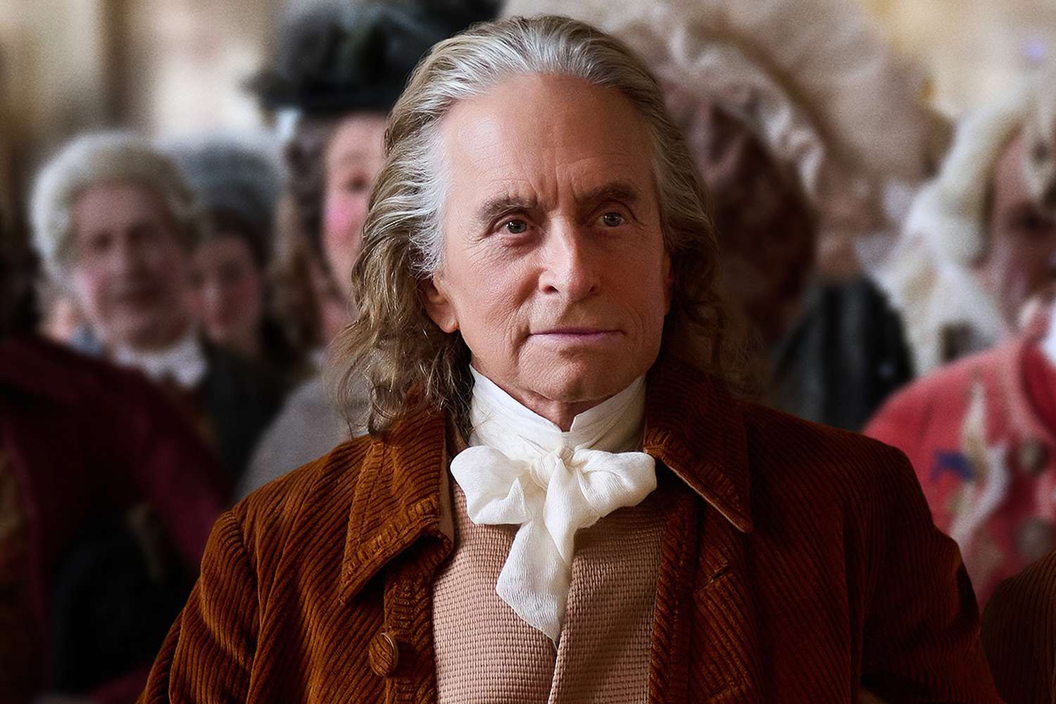 Michael Douglas surprend les fans avec une scène inattendue dans ‘Franklin’