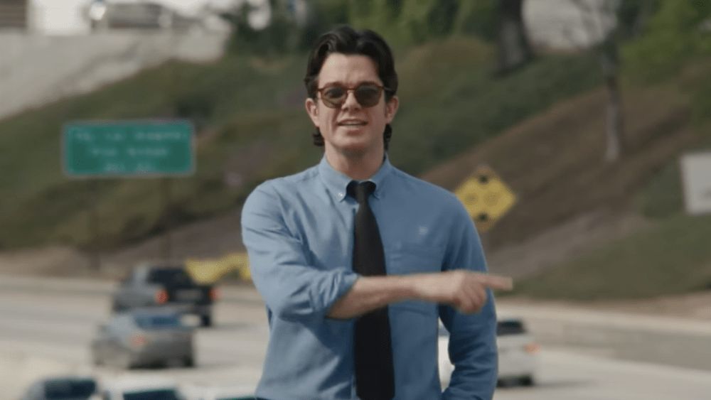 Netflix annonce “John Mulaney présente: Tout le monde est à L.A.”, une série de 6 épisodes en direct.