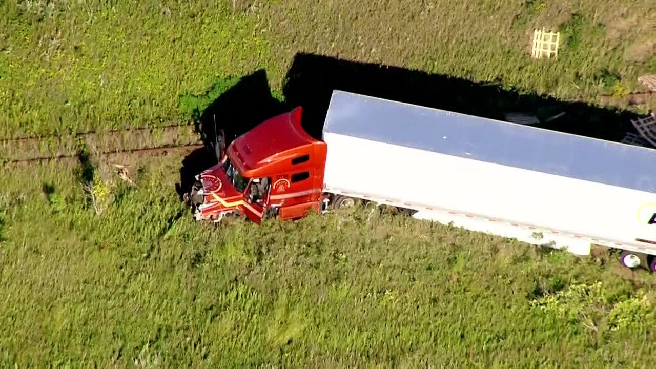 Un camionneur regardant Netflix provoque un accident mortel sur l’I-35