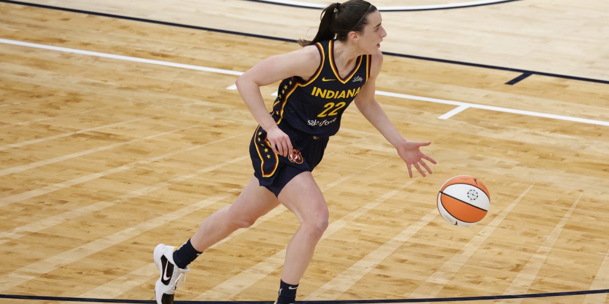 Caitlin Clark fait ses débuts professionnels ce mardi dans la WNBA