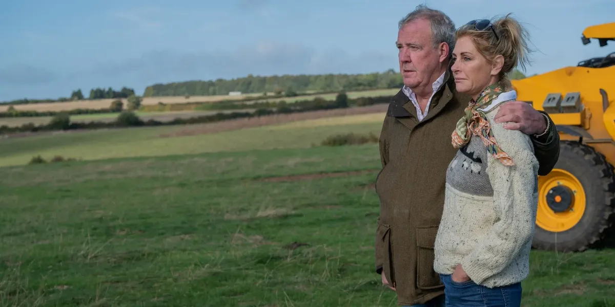 Clarkson’s Farm : la série TV qui révolutionne notre rapport à l’agriculture