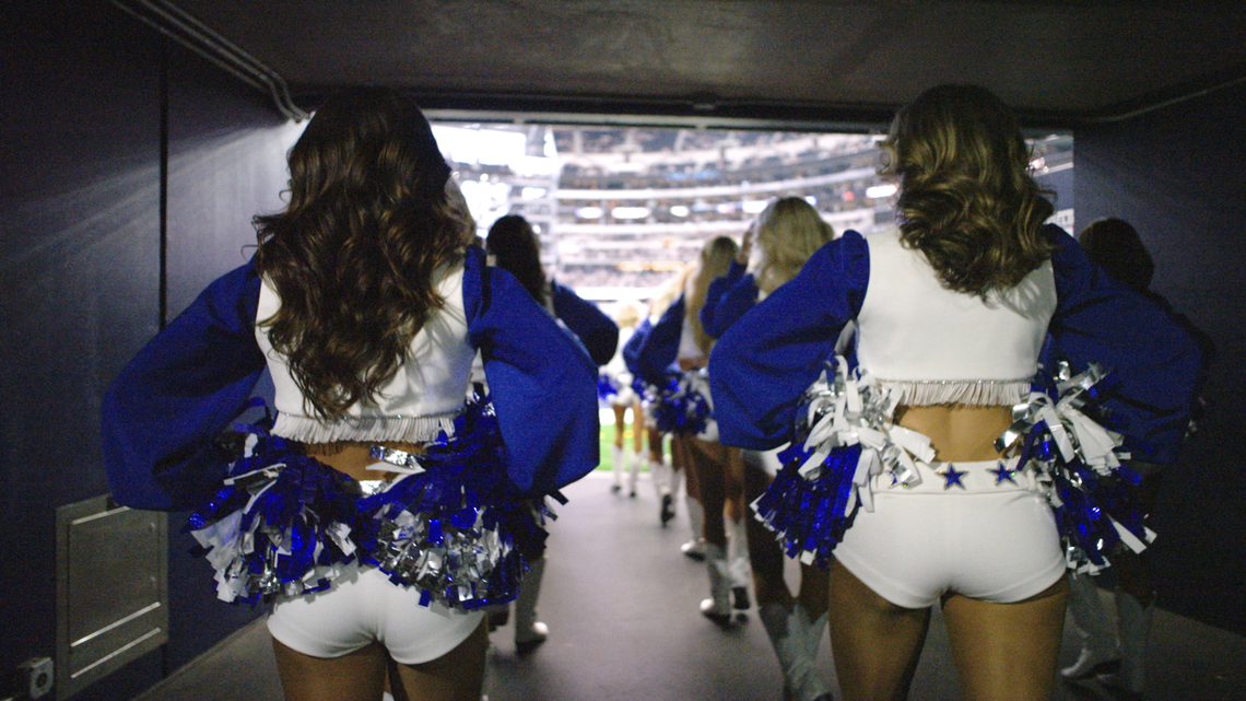 Découvrez le documentaire sur les Dallas Cowboys Cheerleaders sur Netflix