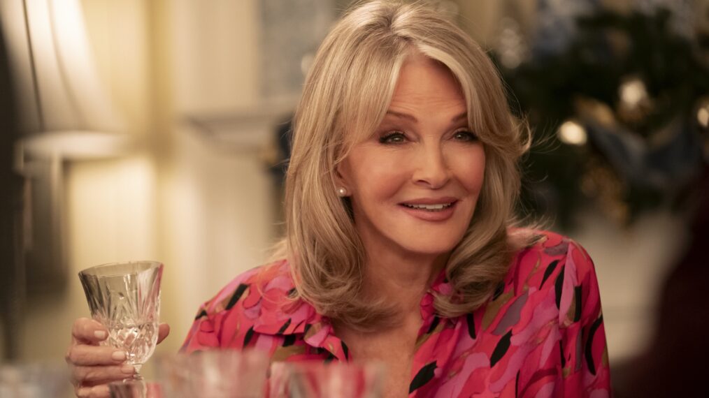 Deidre Hall rejoint la série Hacks : détails sur son rôle et sa collaboration avec Christopher Lloyd