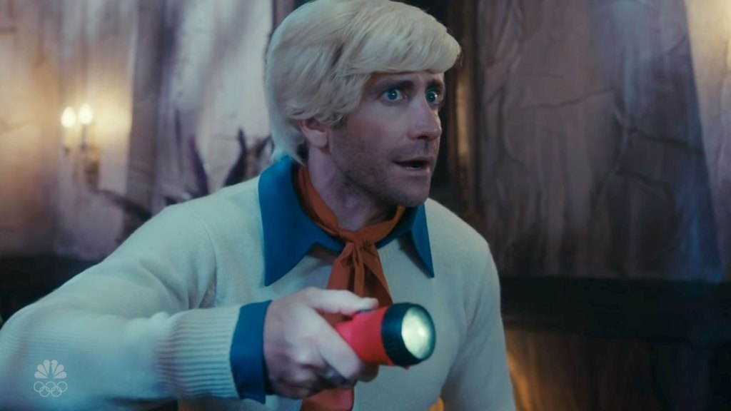 Jake Gyllenhaal et Sabrina Carpenter dans un sketch sanglant de Scooby Doo sur SNL