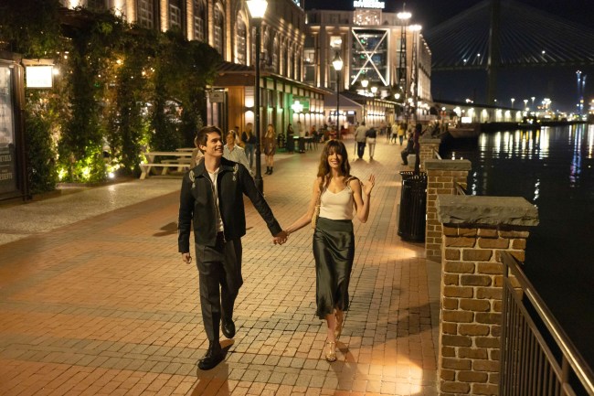 Le final de “The Idea of You” : l’auteure réagit aux changements.