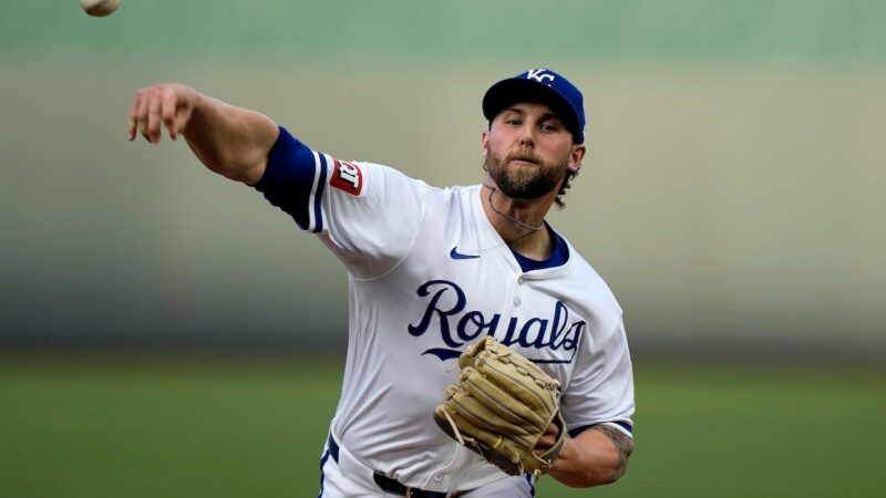 Les Kansas City Royals cherchent à maintenir leur série de victoires sur la route contre les Los Angeles Angels.