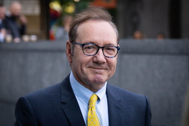 Les stars du cinéma soutiennent Kevin Spacey Malgré les scandales de comportement.