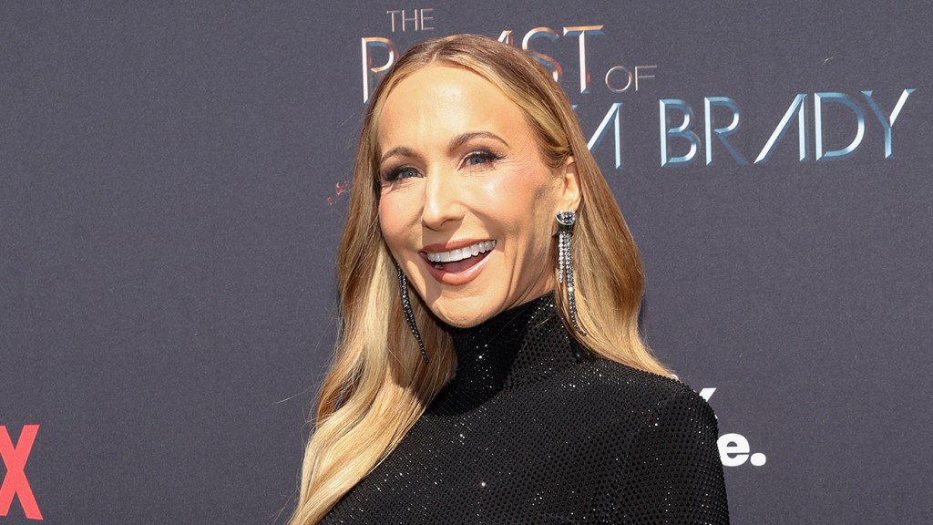 Nikki Glaser se confie sur Netflix et Tom Brady: interview choc sans filtre