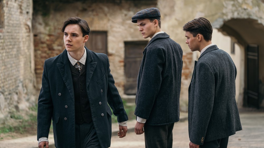 Rupert Evans et Ewan Horrocks dans la série “Truth & Conviction” : les premiers détails !