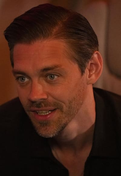 Tom Payne as Julian Emery - Law & Order Organized Crime - Law & Order: Organized Crime Season 4 Episode 13