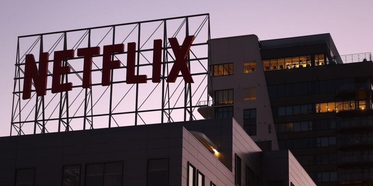 Amazon bouleverse le monde de la publicité en streaming : Netflix contraint d’adapter son offre.