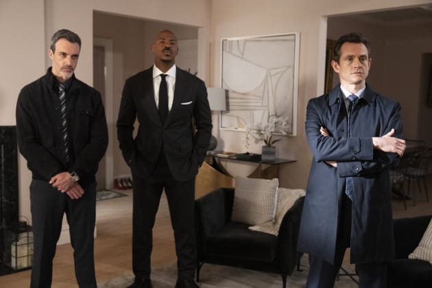 Découvrez le guide complet des personnages de Law & Order Saison 24