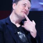 Musk continues his campaign against Disney