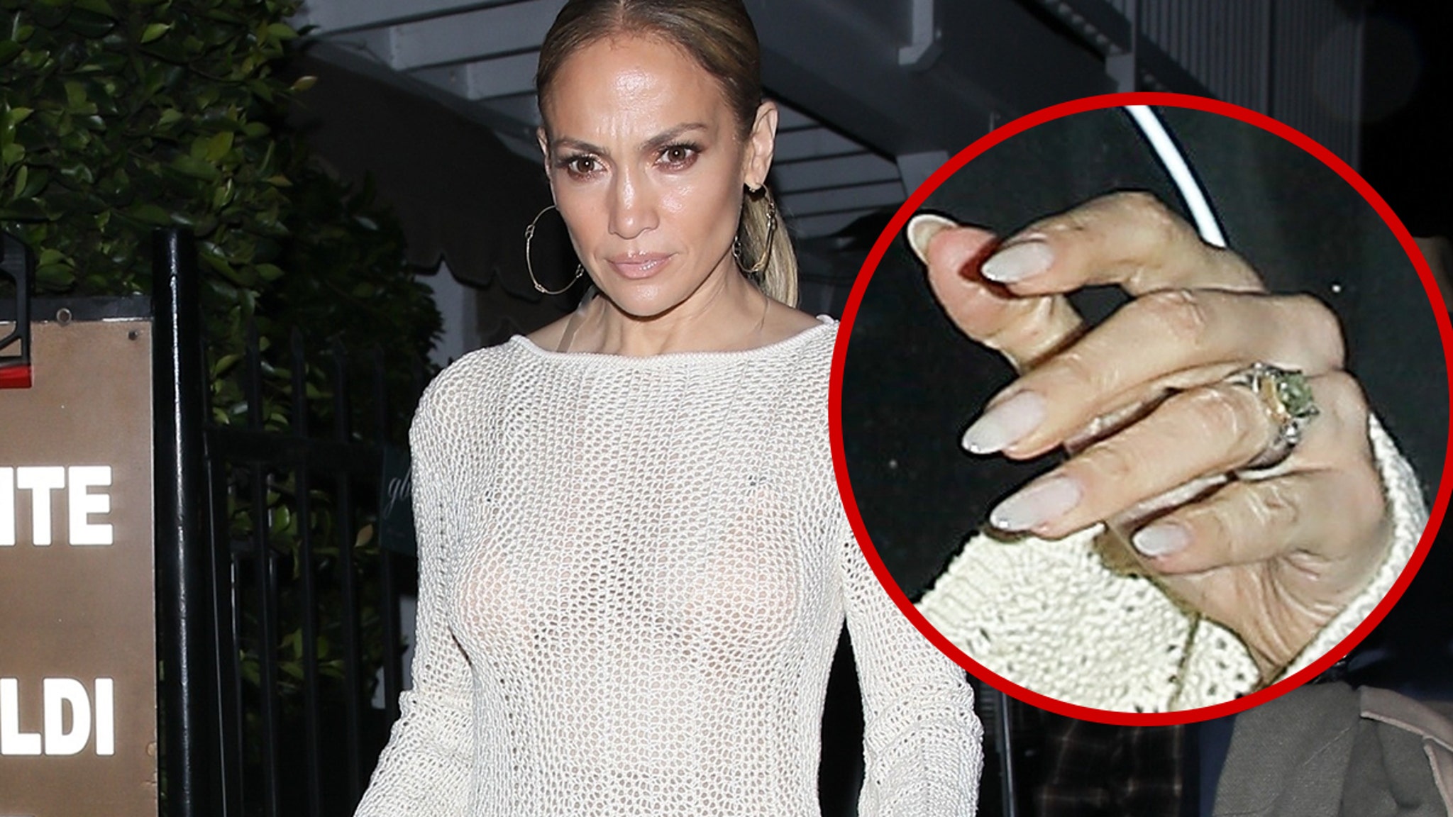 Jennifer Lopez porte toujours sa bague de mariage malgré la mise en vente de leur maison à 60 Millions de dollars.