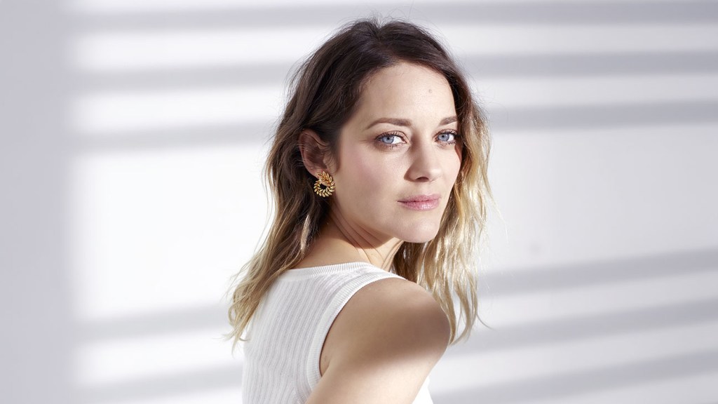 Marion Cotillard rejoint le casting de la série The Morning Show pour la saison quatre