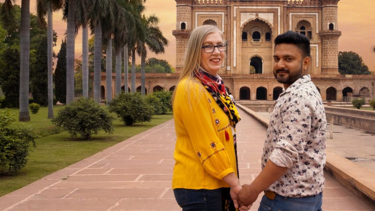 Top 3 Reality TV Shows : Selling Sunset, 90 Day Fiancé, Married at First Sight