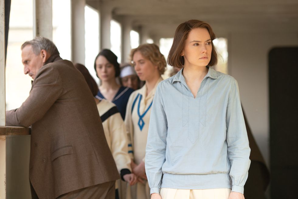 Daisy Ridley, Woman and The Sea daisy ridley, woman and the sea