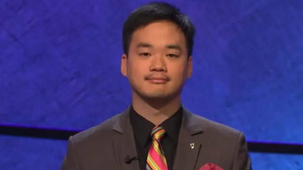 Ancien champion de Jeopardy! accusé d’exploitation d’images sexuelles de mineurs