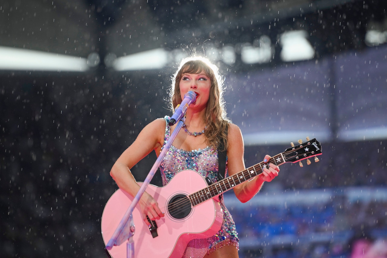 Taylor Swift : “Je suis la marraine des enfants de Blake Lively et Ryan Reynolds”