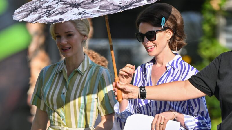 Anne Hathaway et Jessica Chastain en pleine action dans le thriller Mother’s Instinct