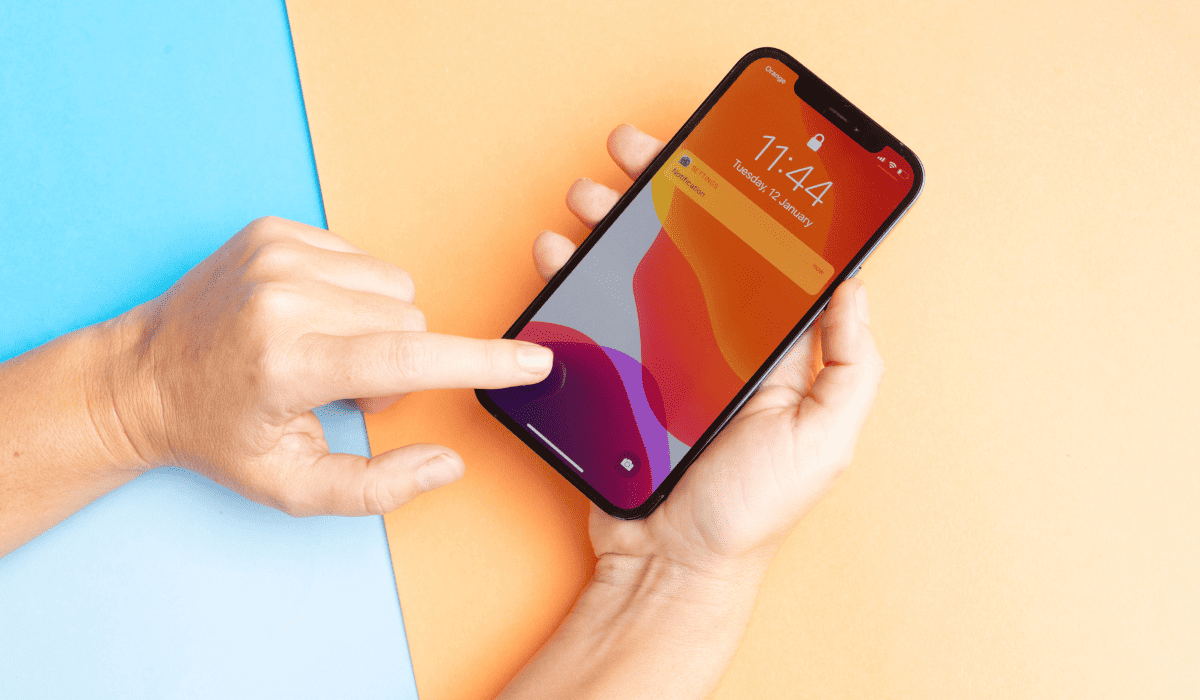Apple Intelligence arrive sur iPhone 15 Pro avec iOS 18 : Découvrez les nouvelles fonctionnalités !