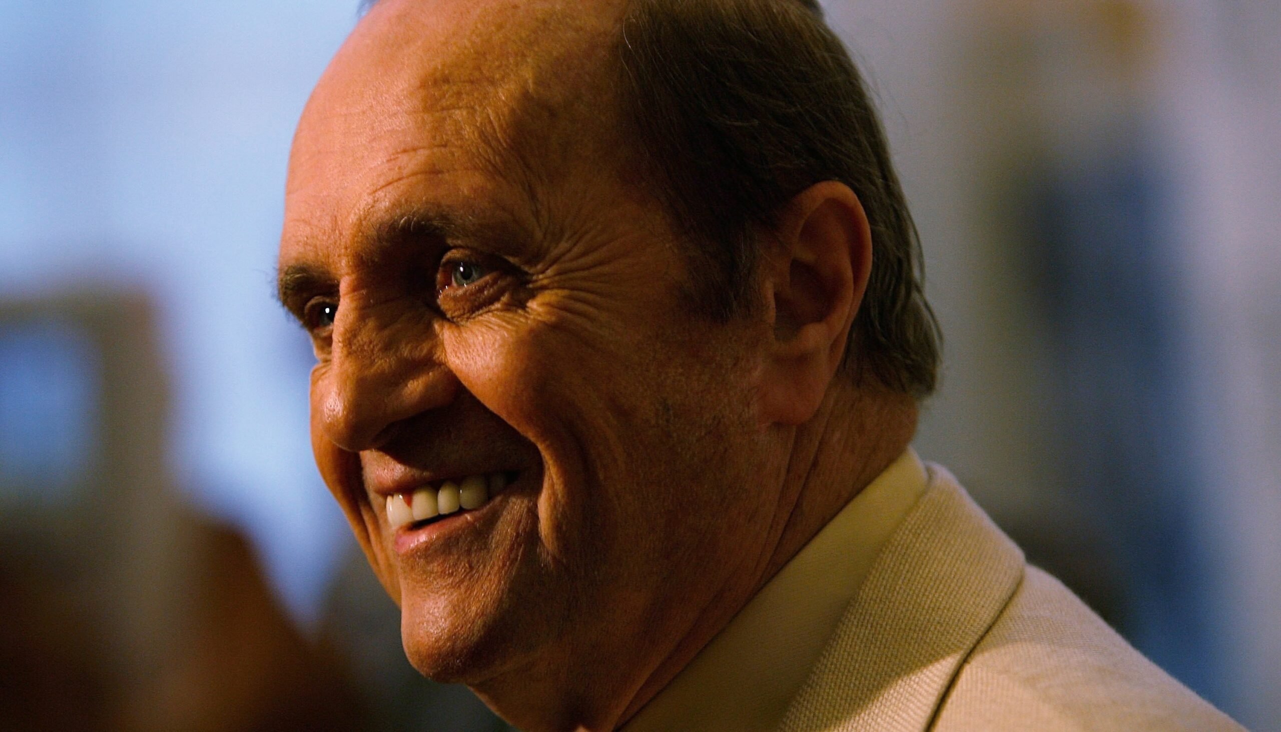 Bob Newhart, Légende de la comédie, nous quitte à 94 ans : retour sur sa carrière
