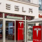 Selling Stocks: This Key Rule Helped Investors Avoid Big Declines In Netflix, Super Micro, Tesla