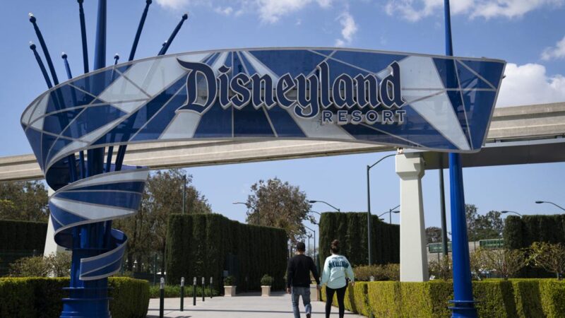 Disney parvient à un accord avec les syndicats des parcs à thème en Californie