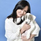 Shannen Doherty and a puppy for American Human Society