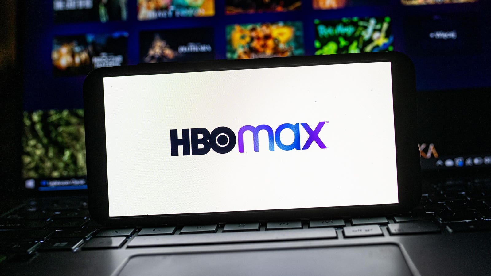 HBO Max offre une réduction de 50% aux étudiants universitaires.