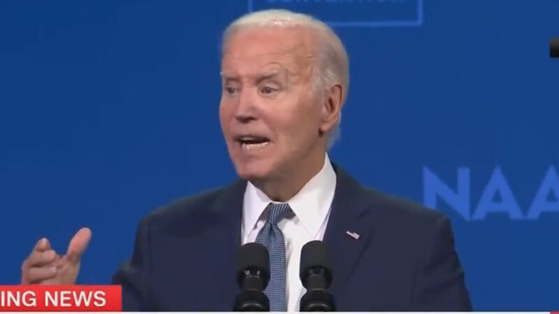 Joe Biden défend les “Black jobs” et attaque Donald Trump lors d’une convention de la NAACP