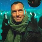 Skeleton Crew's Oscar-Nominated Director Says Fans Should be Excited for Jude Law series