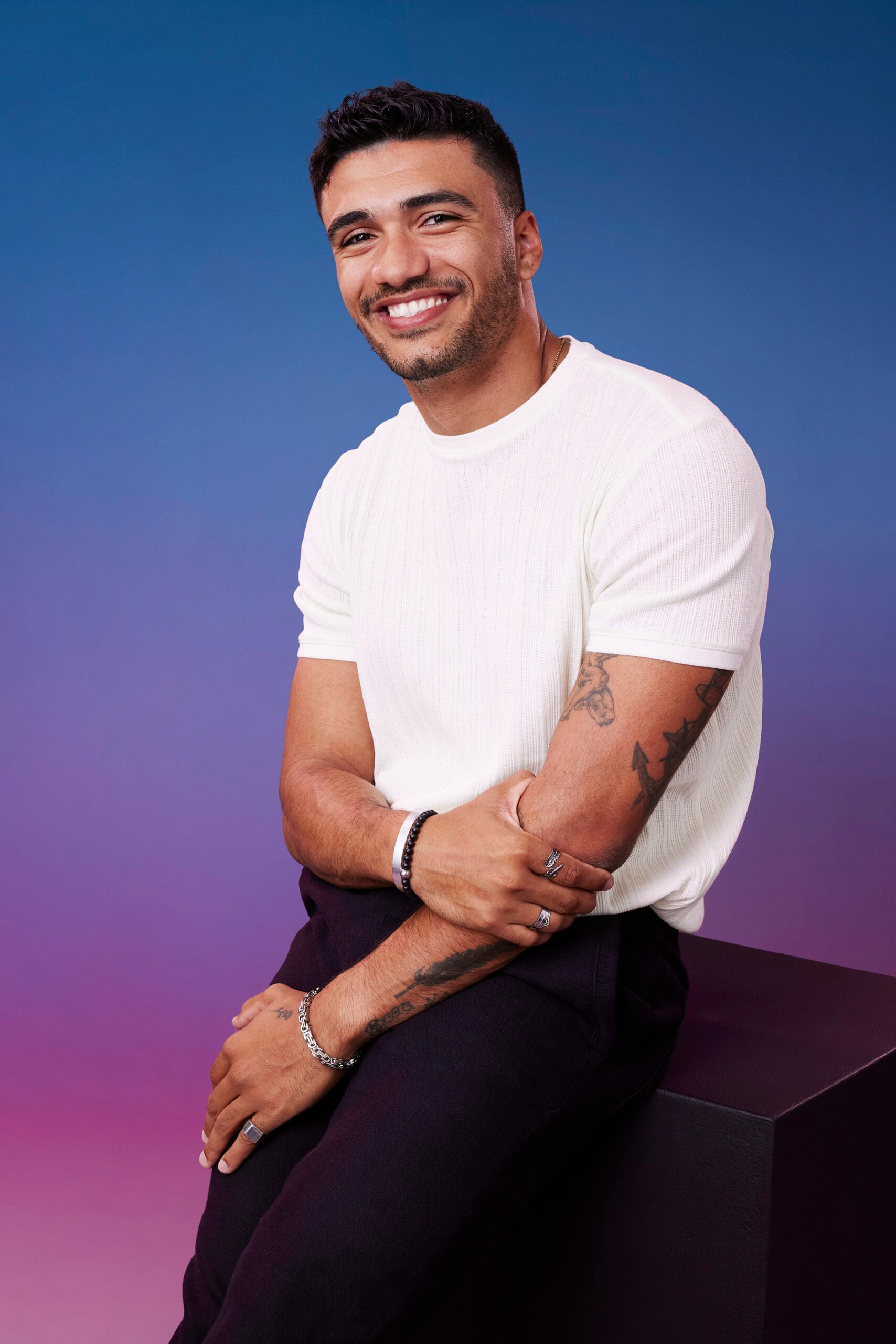 This is a contestant on Season 21 of The Bachelorette.