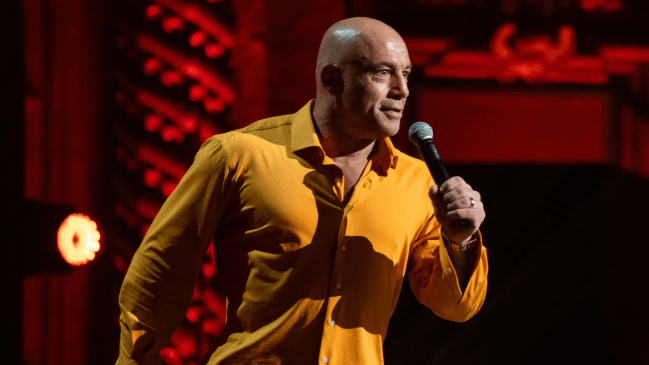 Joe Rogan et Netflix : comment l’humour polémique génère des bénéfices inattendus