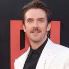 LOS ANGELES, CALIFORNIA - APRIL 17: Dan Stevens attends the Los Angeles Premiere of Universal Pictures 