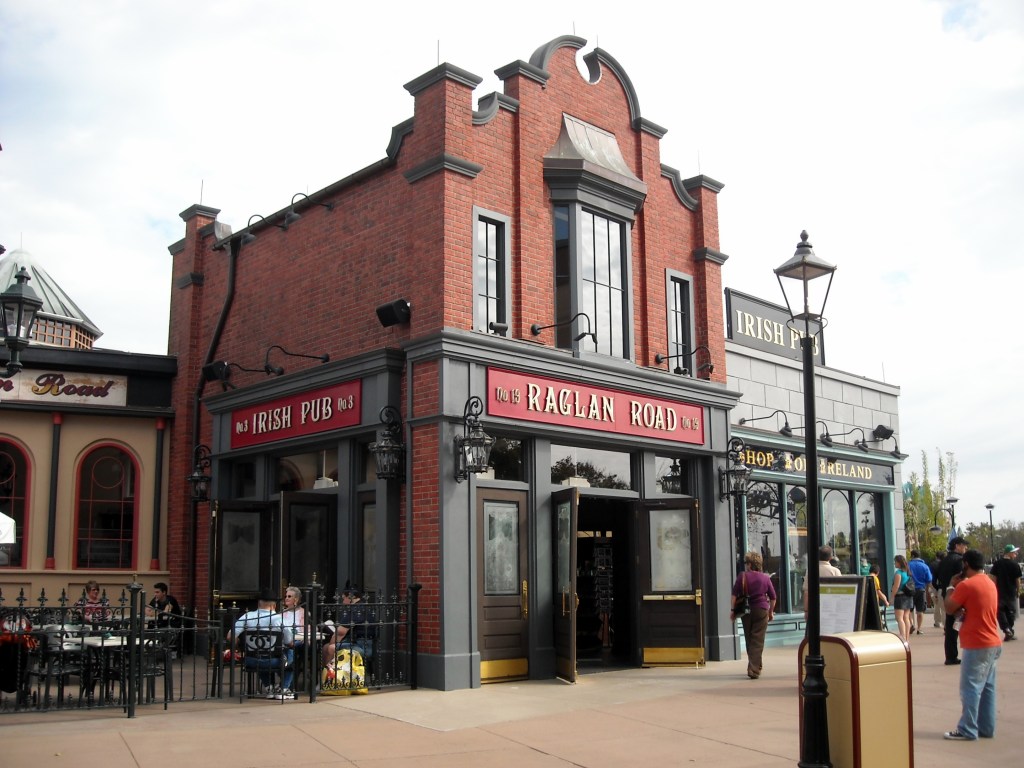 Jeffrey Piccolo accuse Disney et le personnel du Raglan Road Irish Pub and Restaurant de négligence, car Tangsuan avait averti leur personnel de ses sévères allergies aux noix et aux produits laitiers.