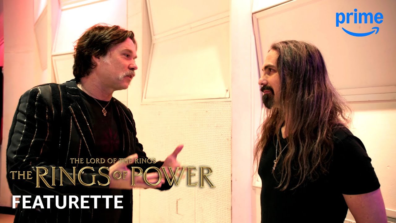 Rufus Wainwright interprète la chanson de Tom Bombadil dans Rings of Power