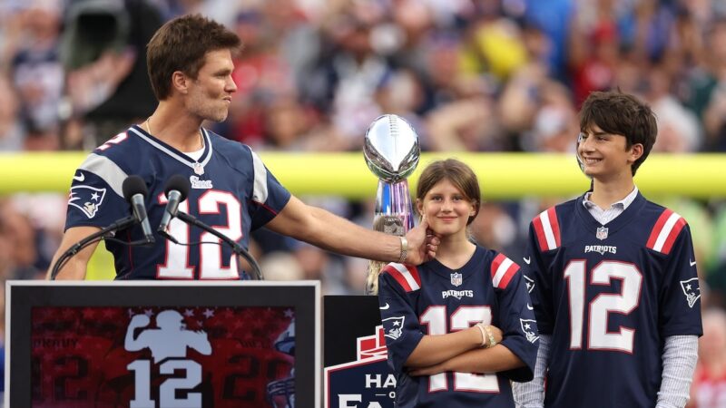 Tom Brady évoque les défis de la parentalité après une carrière légendaire au football
